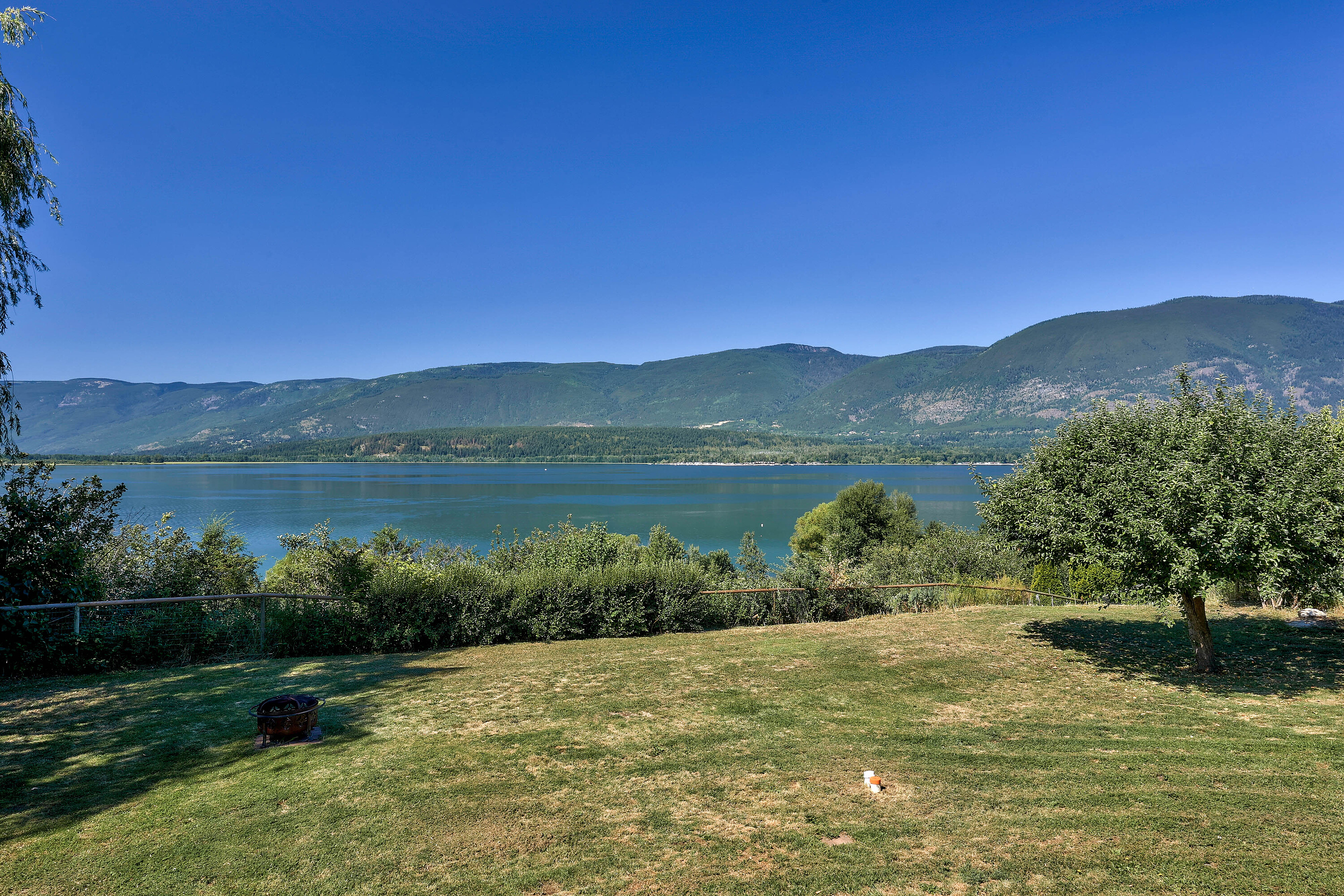  Salmon Arm, Thompson & Okanagan - 物件實景
