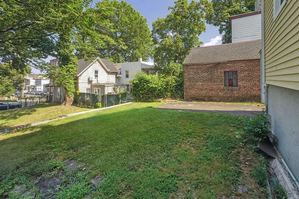 Mount Vernon, New York, 10550, United States, 4 Bedrooms Bedrooms, ,3 BathroomsBathrooms,Residential,For Sale,1943288