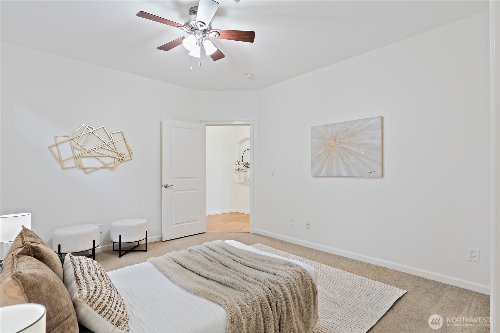 Tacoma, Washington, 98405, United States, 2 Bedrooms Bedrooms, ,2 BathroomsBathrooms,Residential,For Sale,2003445