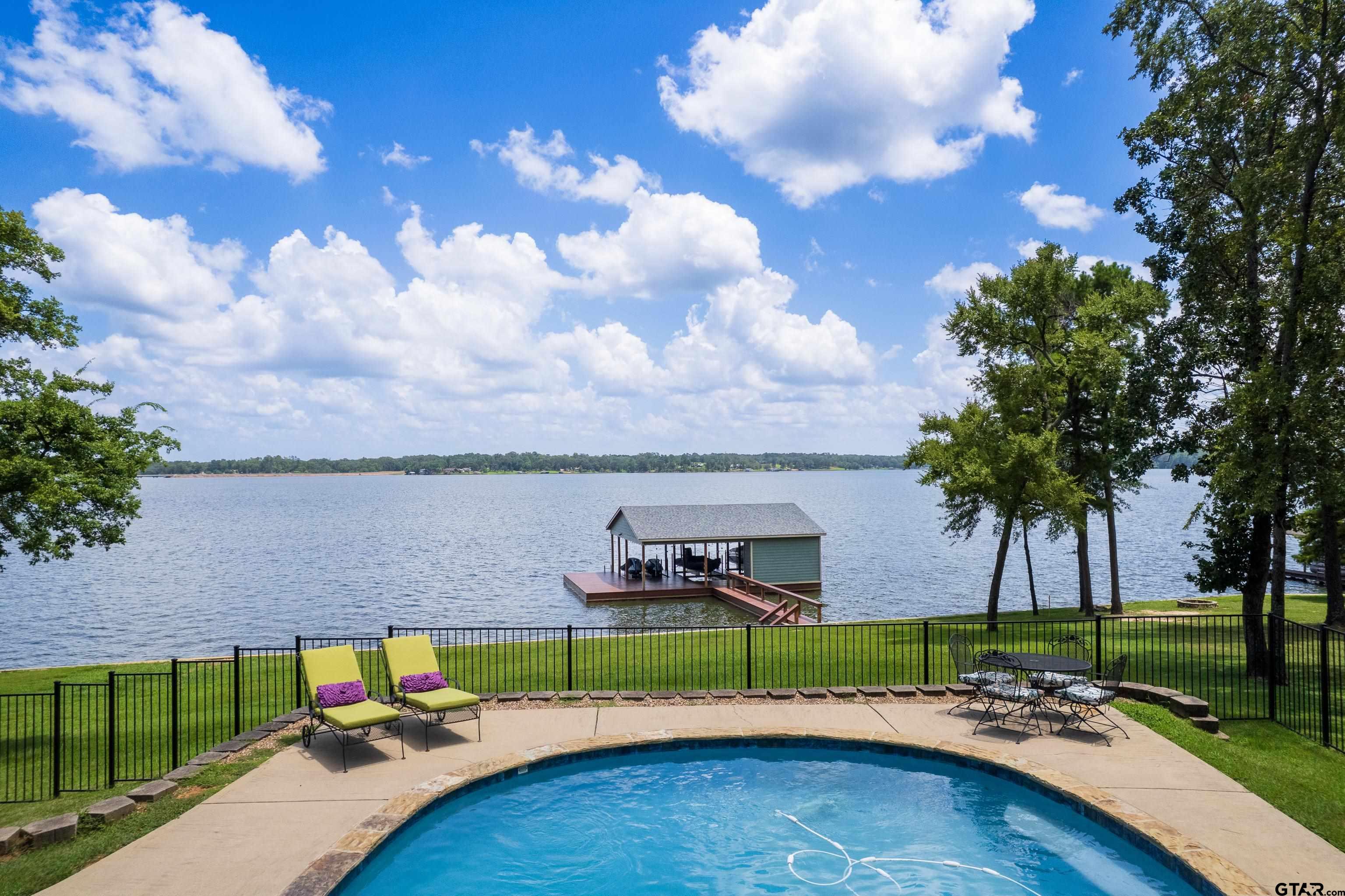 Pittsburg, Texas, 75686, United States, 4 Bedrooms Bedrooms, ,3 BathroomsBathrooms,Residential,For Sale,1895197