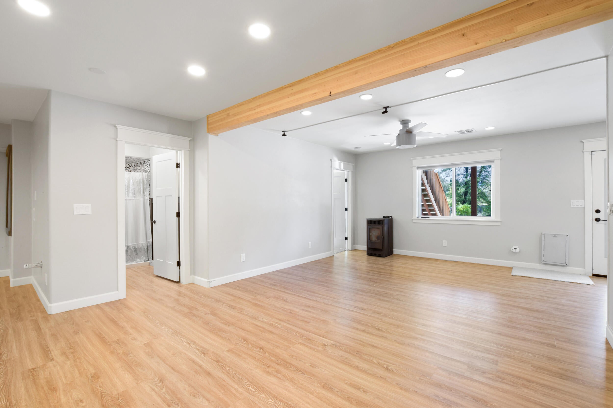 Payson, Arizona, 85541, United States, 4 Bedrooms Bedrooms, ,3 BathroomsBathrooms,Residential,For Sale,1821332