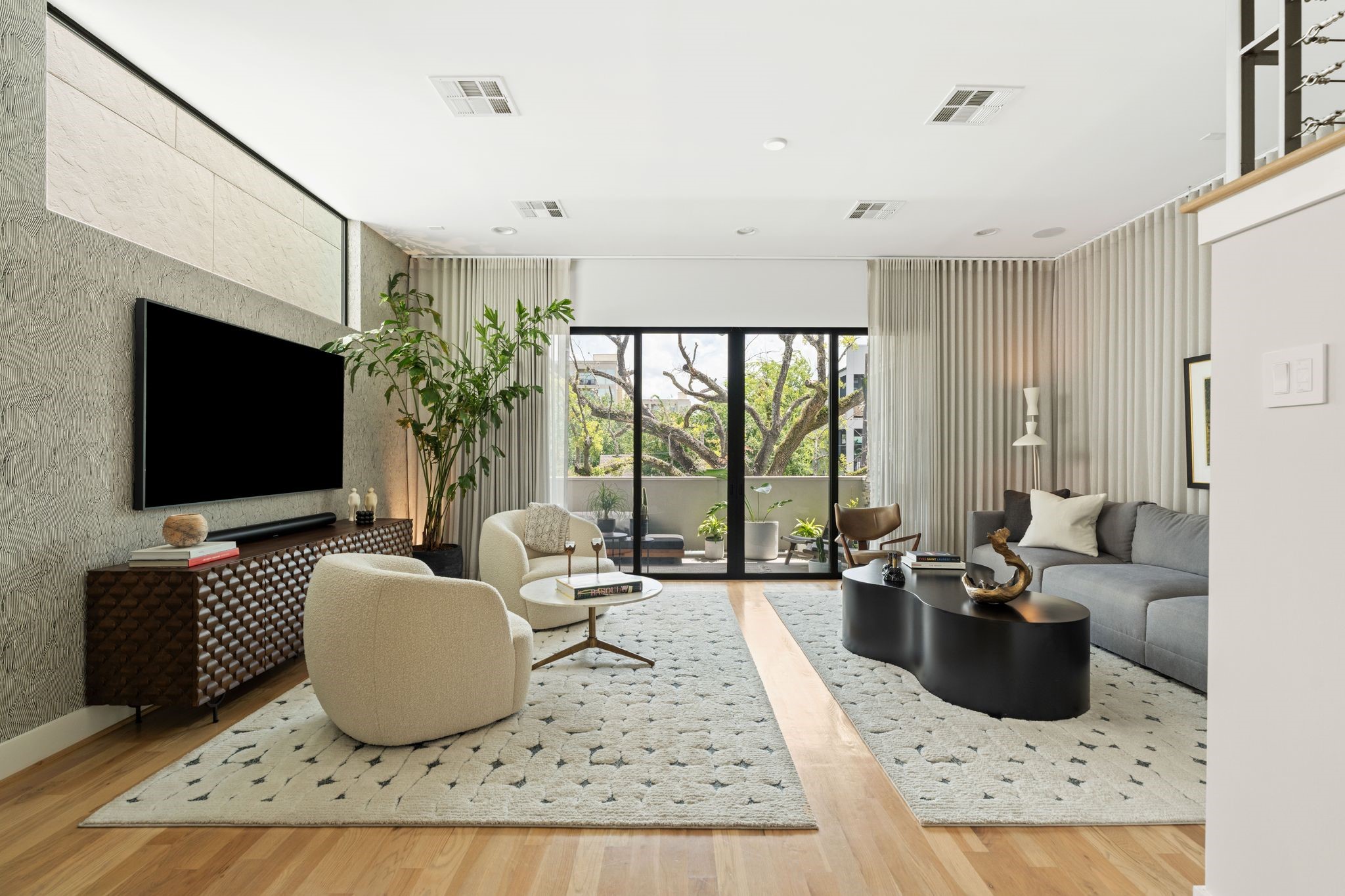  2622 Greenbriar Drive - 物件實景