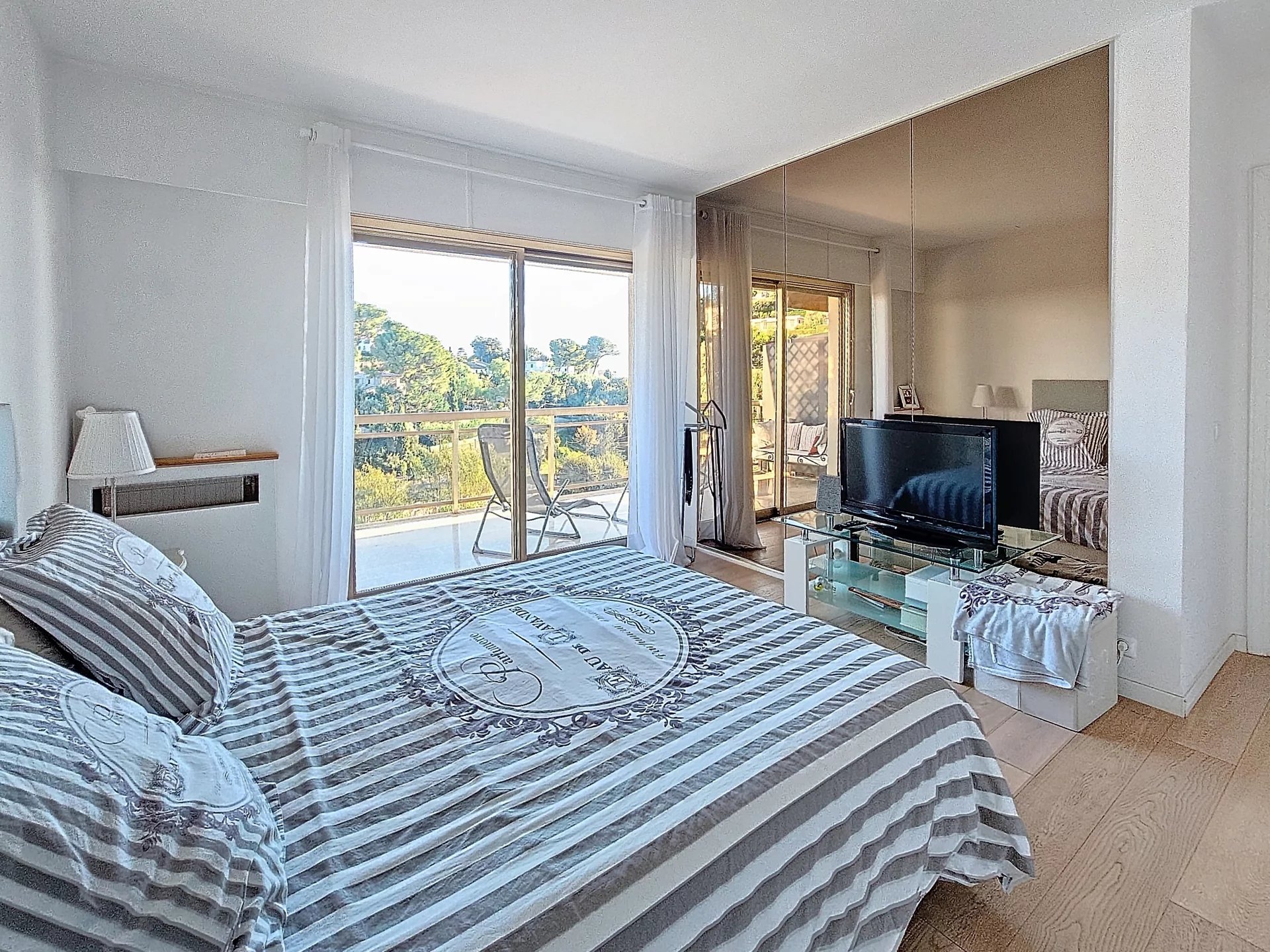 Le Cannet, Provence-Alpes-Côte d?Azur, 06110, FR, 2 Bedrooms Bedrooms, ,1 BathroomBathrooms,Residential,For Sale,1667652