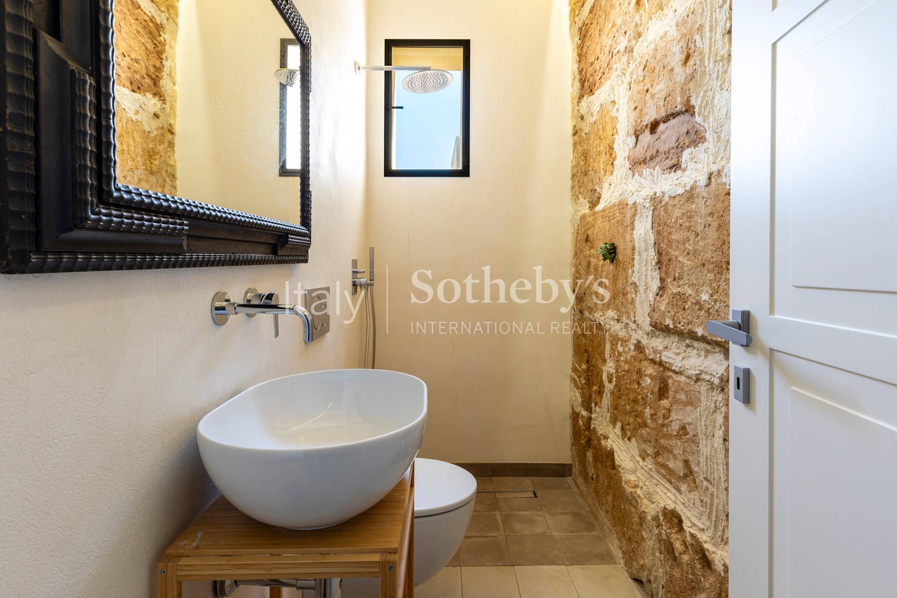  An elegant detached house with a terrace in the heart of Noto - 物件實景