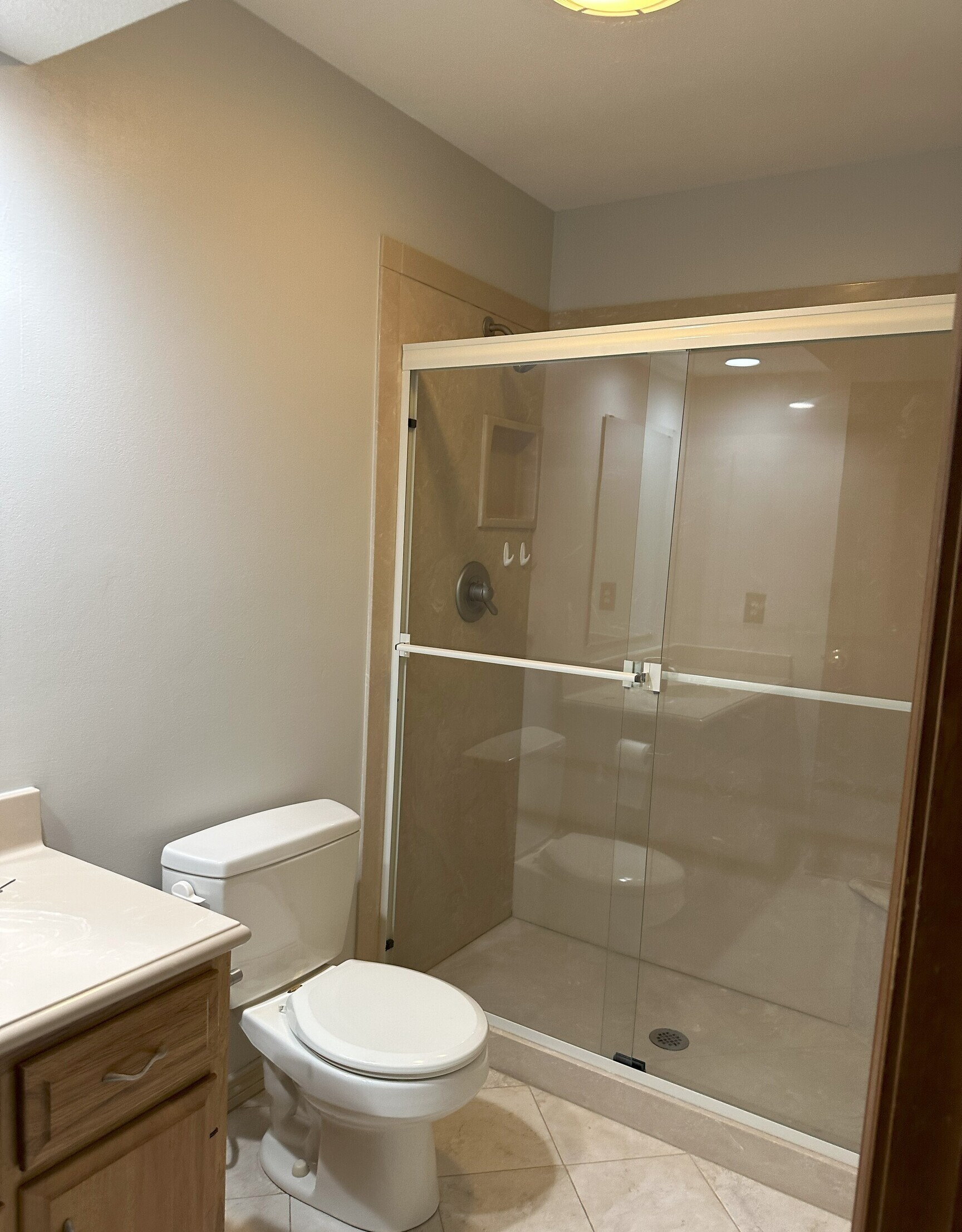 Fishers, Indiana, 46038, United States, 6 Bedrooms Bedrooms, ,4 BathroomsBathrooms,Residential,For Sale,1987782