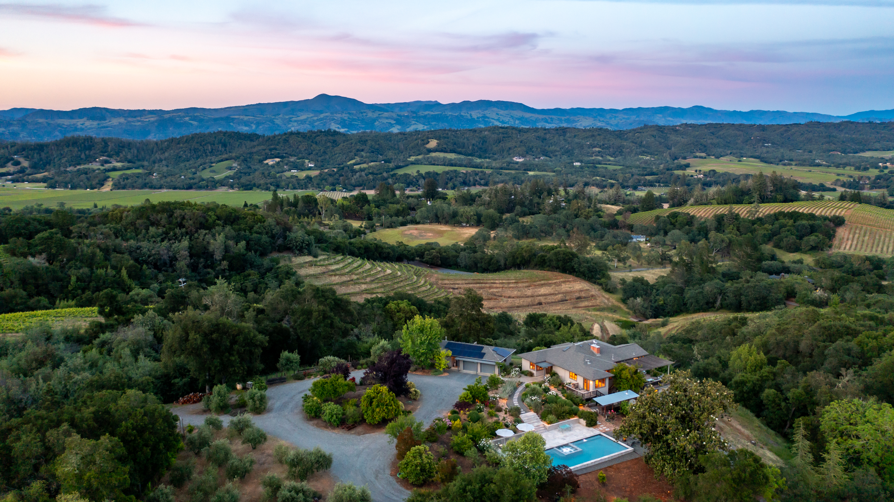  Quietly Exceptional Dry Creek Valley Estate - 物件實景