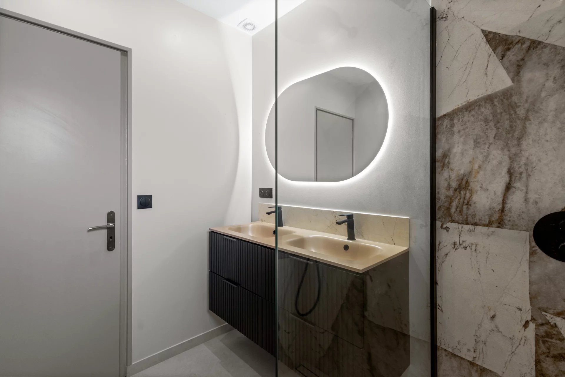 Opio, Provence-Alpes-Côte d’Azur, 06650, FR, 2 Bedrooms Bedrooms, ,1 BathroomBathrooms,Residential,For Sale,2002222