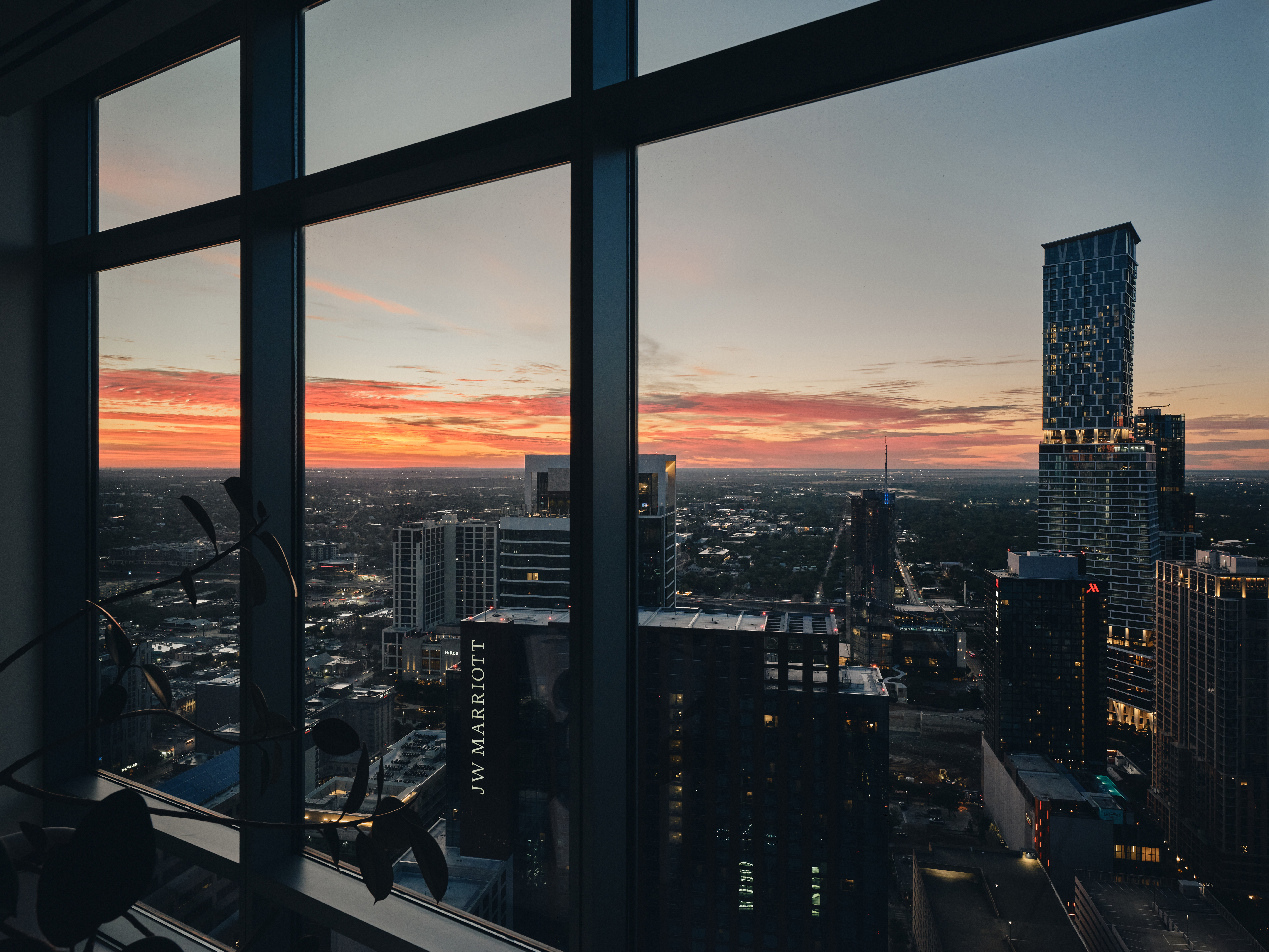  Panoramic Views of Living Art at The Austonian - 物件實景