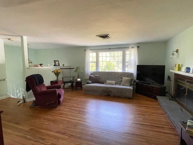 Halifax, Massachusetts, 02338, United States, 3 Bedrooms Bedrooms, ,2 BathroomsBathrooms,Residential,For Sale,1929990