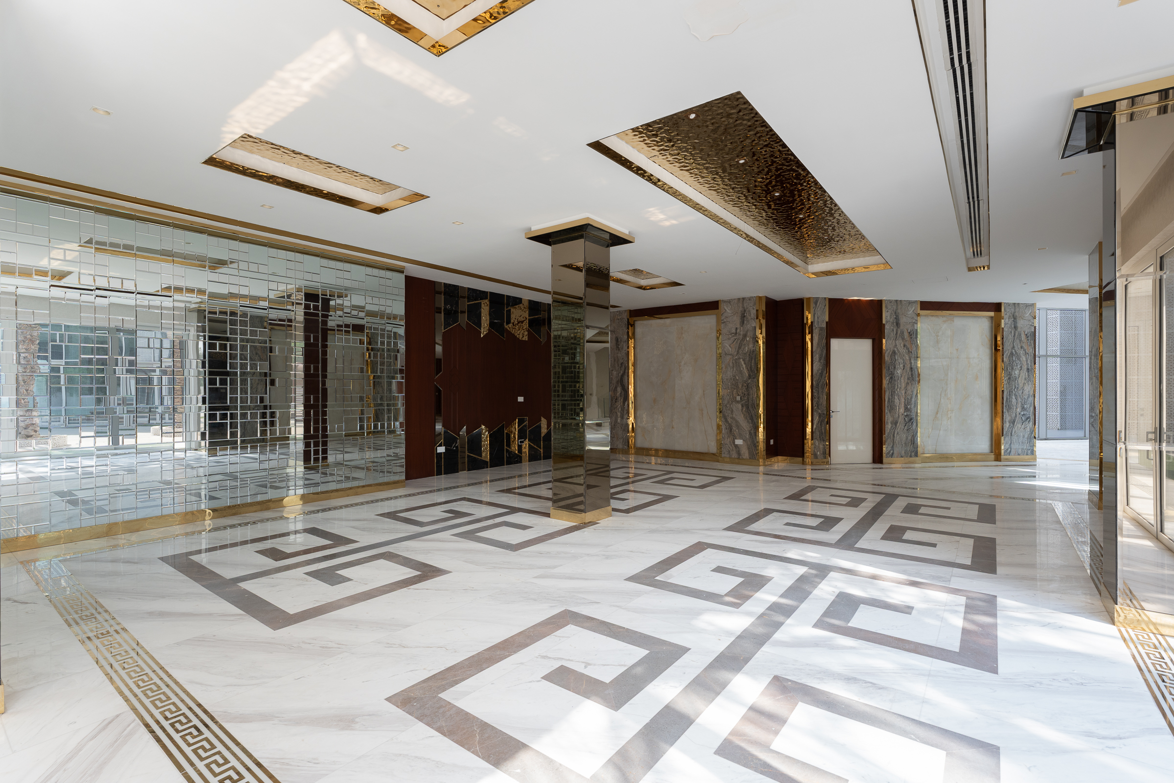 Expansive Modern Home in Emirates Hills - 物件實景