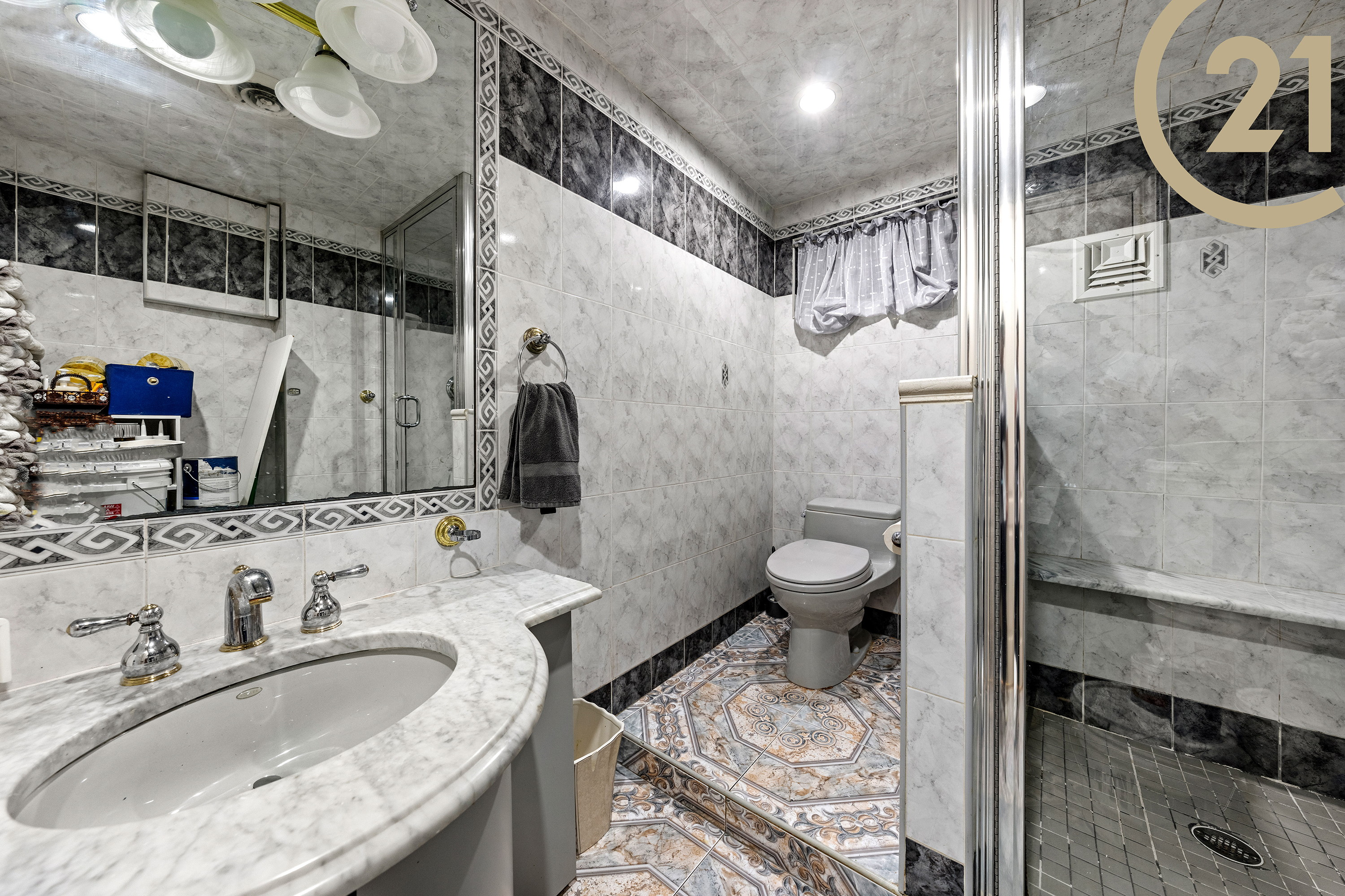Brooklyn, New York, 11229, United States, 9 Bedrooms Bedrooms, ,6 BathroomsBathrooms,Residential,For Sale,1981070