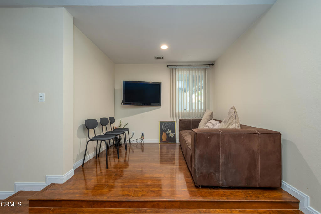 Oxnard, California, 93030, United States, 3 Bedrooms Bedrooms, ,3 BathroomsBathrooms,Residential,For Sale,1979295