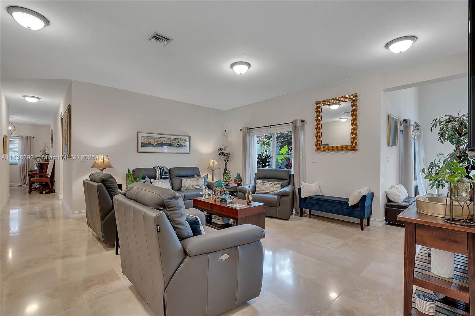Miami, Florida, 33187, United States, 4 Bedrooms Bedrooms, ,3 BathroomsBathrooms,Residential,For Sale,1900896