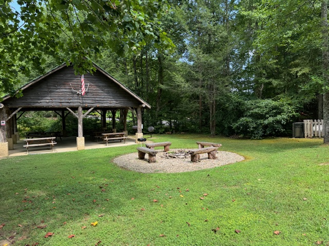 Sevierville, Tennessee, 37862, United States, 1 Bedroom Bedrooms, ,2 BathroomsBathrooms,Residential,For Sale,1979555