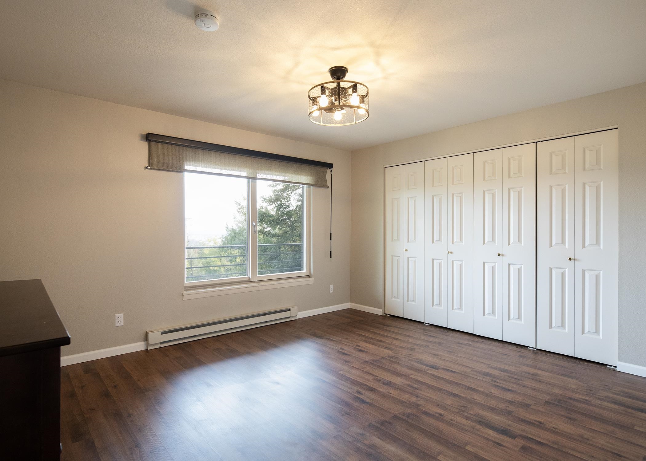 Duluth, Minnesota, 55805, United States, 4 Bedrooms Bedrooms, ,2 BathroomsBathrooms,Residential,For Sale,1941735
