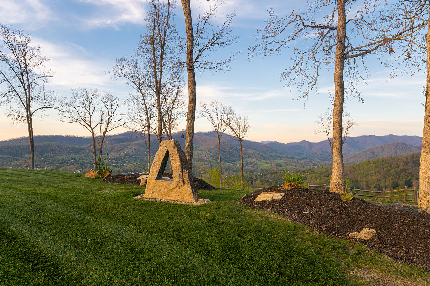  WEAVERVILLE - 物件實景