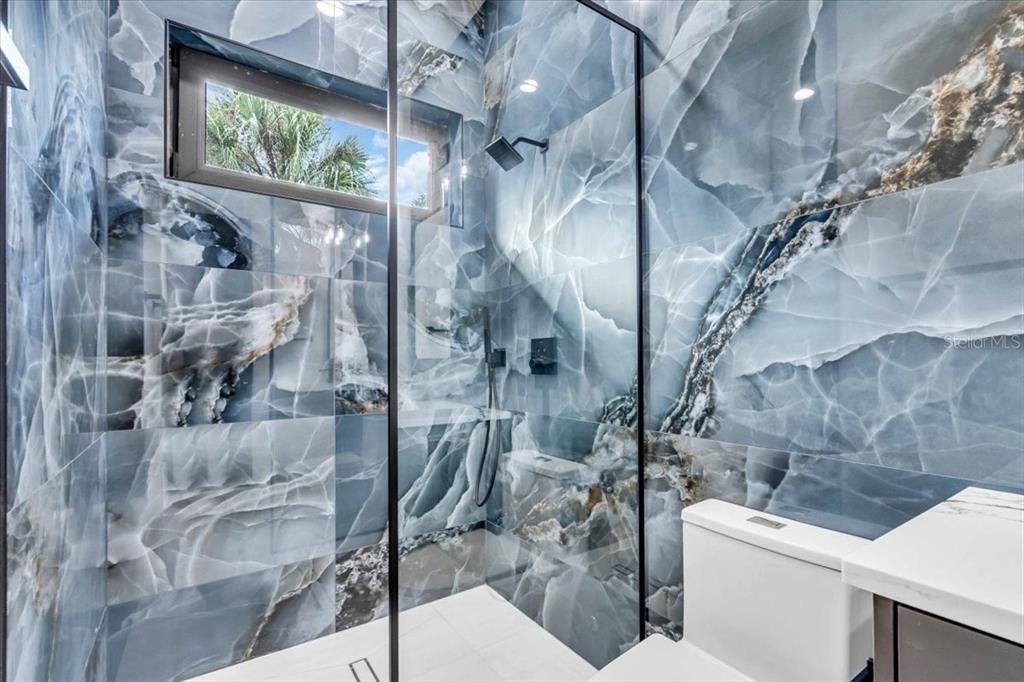 Nokomis, Florida, 34275, United States, 4 Bedrooms Bedrooms, ,5 BathroomsBathrooms,Residential,For Sale,1989128