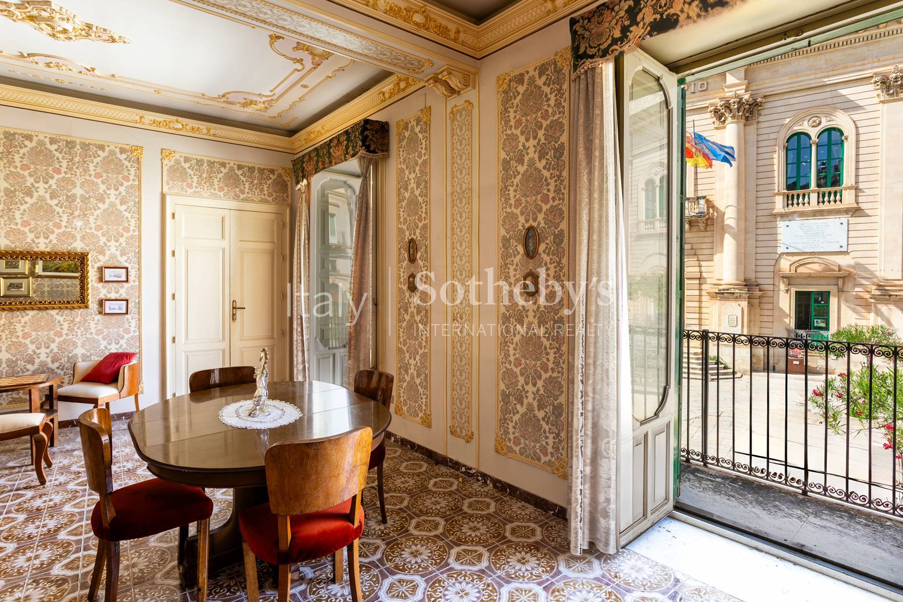  A prestigious property overlooking the main square in Scicli - 物件實景