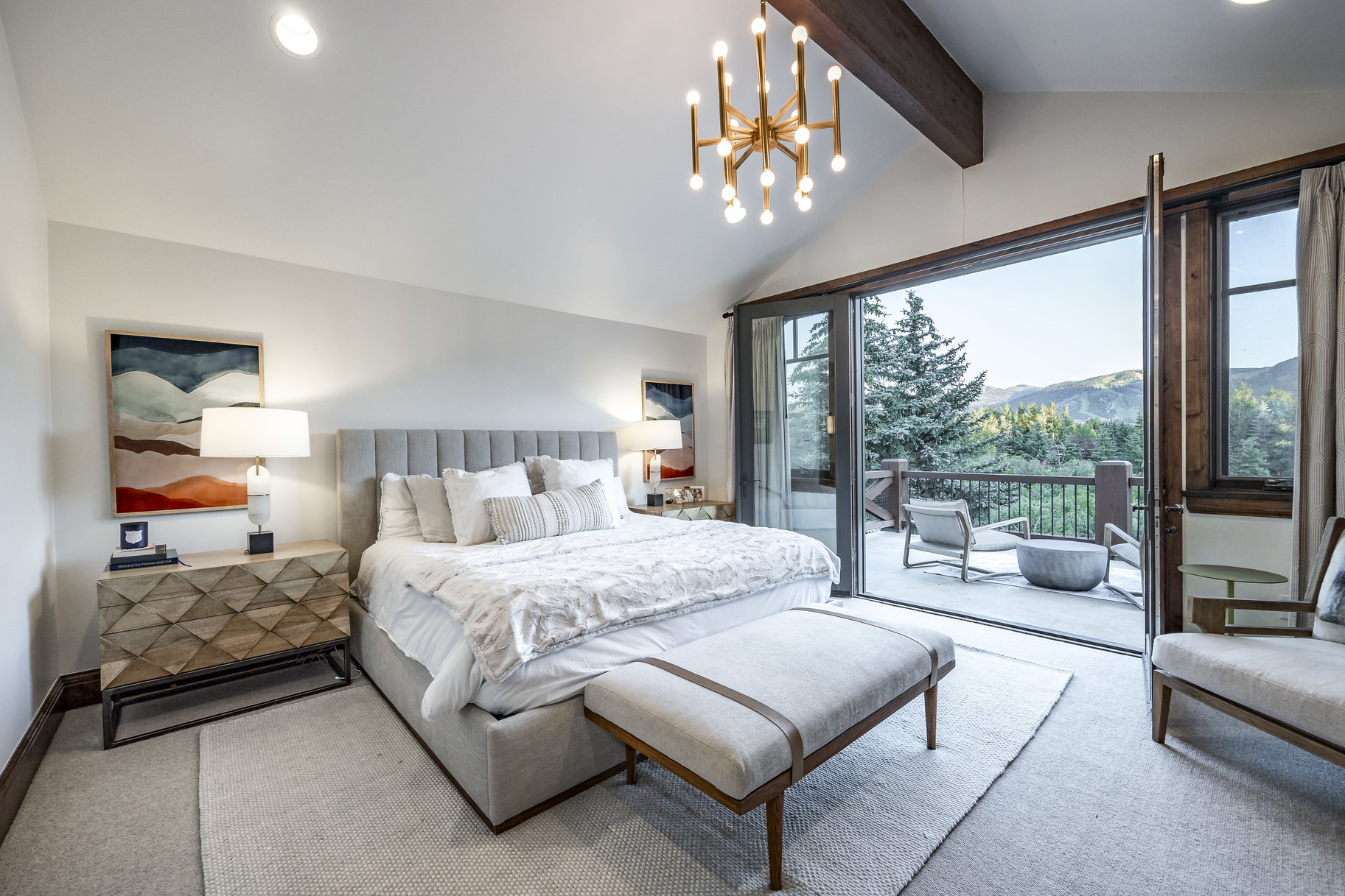  Rare Park Meadows Retreat with Creekside Setting and Expansive Ski Resort Views - 物件實景