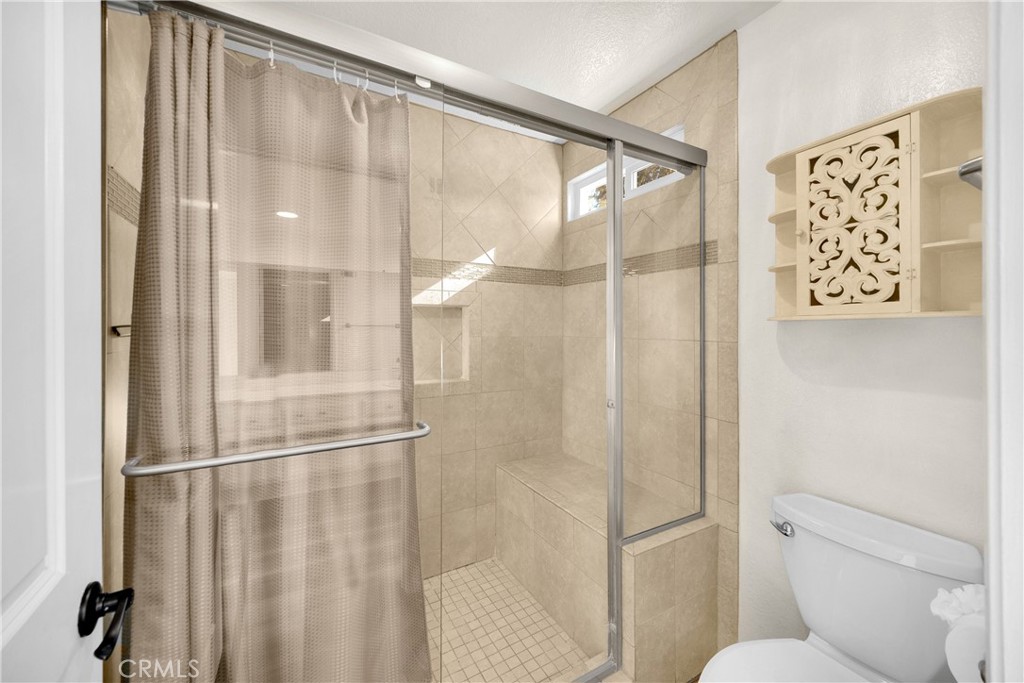 Pomona, California, 91766, United States, 4 Bedrooms Bedrooms, ,2 BathroomsBathrooms,Residential,For Sale,1904268