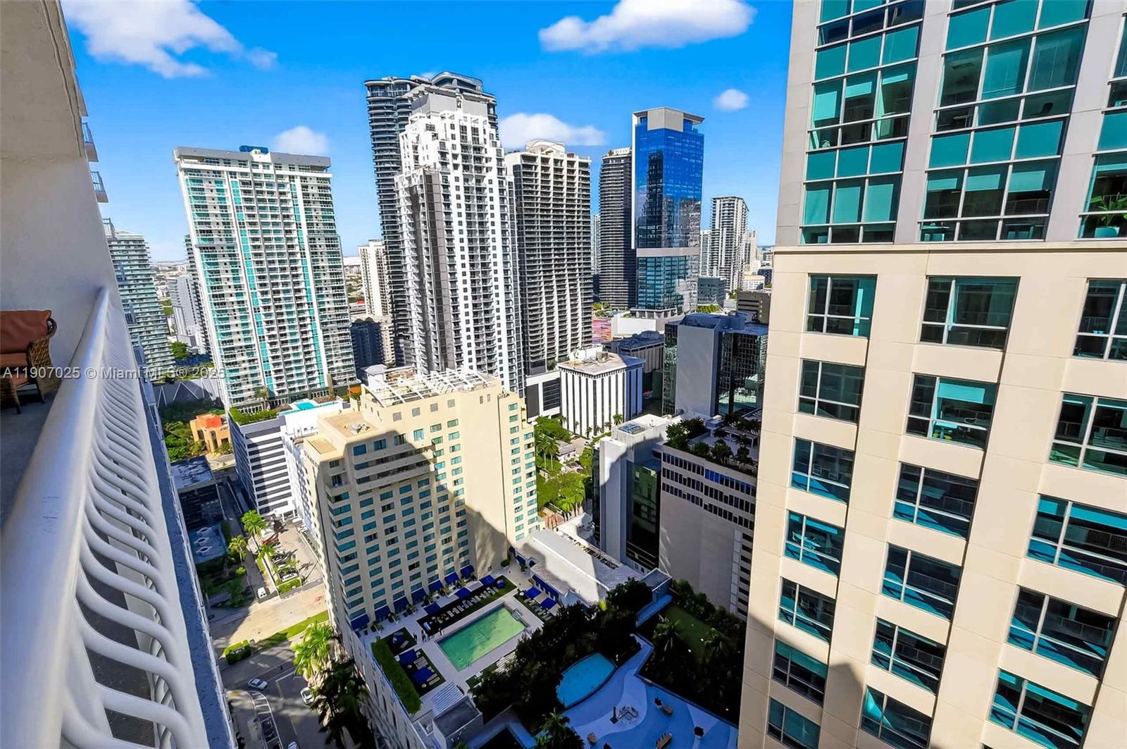 Miami, Florida, 33131, United States, 1 Bedroom Bedrooms, ,1 BathroomBathrooms,Residential,For Sale,1986520