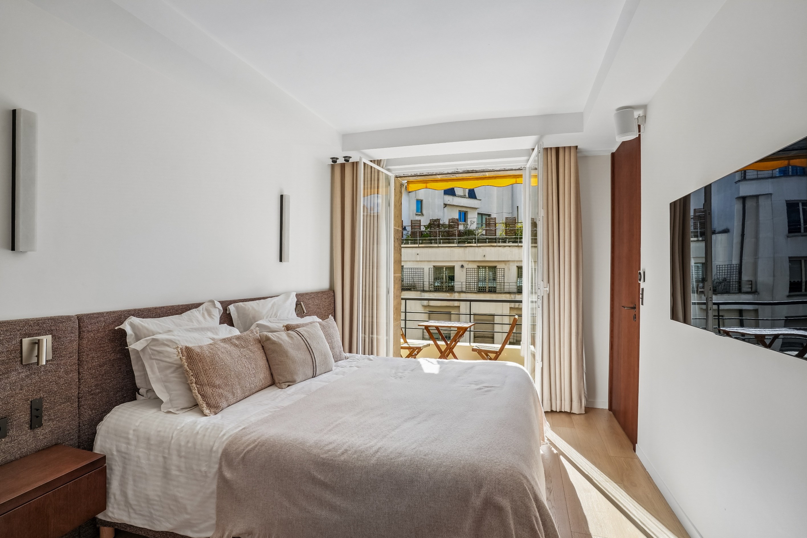 FOR SALE - APARTMENT - 2 BEDROOMS - FLANDRIN - 75016 PARIS - 物件實景