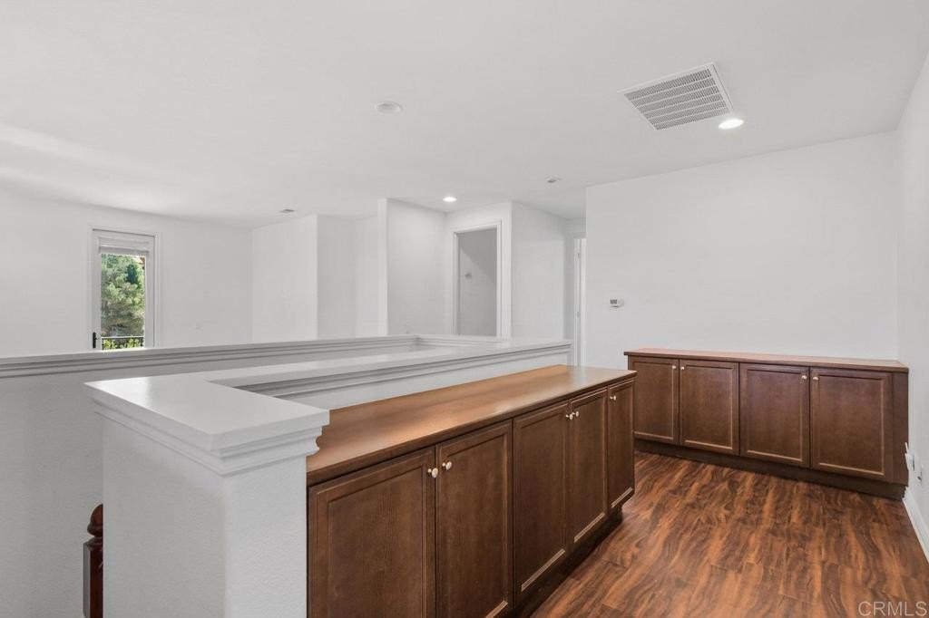 Chula Vista, California, 91914, United States, 4 Bedrooms Bedrooms, ,5 BathroomsBathrooms,Residential,For Sale,1906810