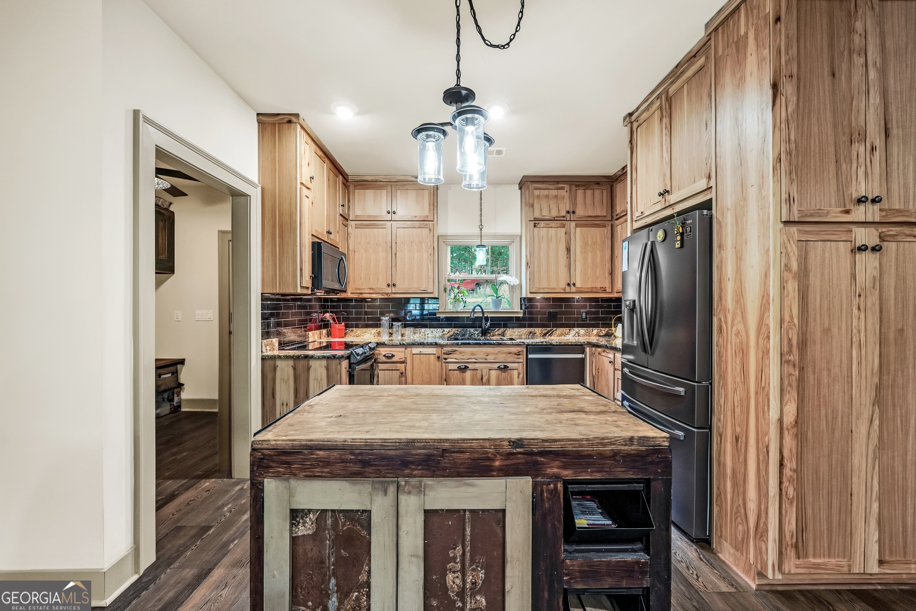 Jackson, Georgia, 30233, United States, 4 Bedrooms Bedrooms, ,2 BathroomsBathrooms,Residential,For Sale,1942130