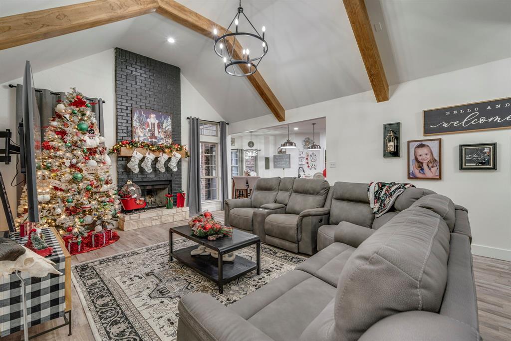 Midlothian, Texas, 76065, United States, 3 Bedrooms Bedrooms, ,3 BathroomsBathrooms,Residential,For Sale,1929128
