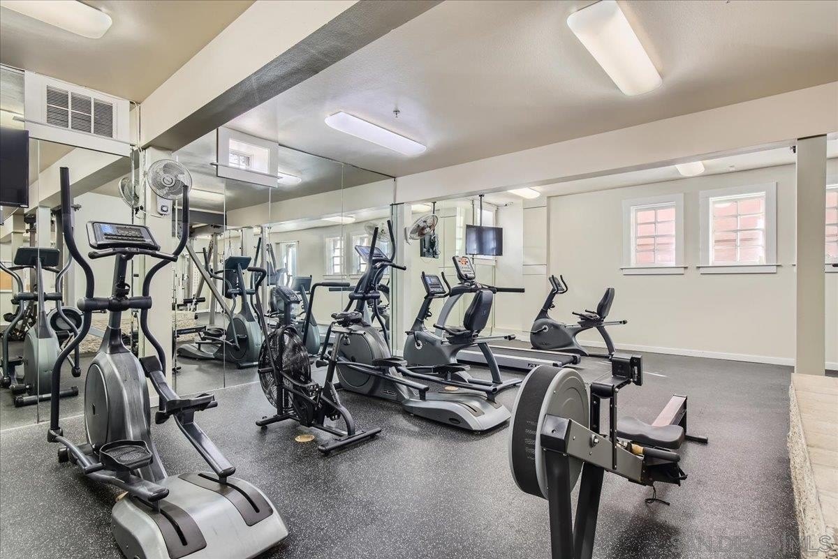 1643 6Th Ave 208, San Diego, California, 92101, United States, 2 Bedrooms Bedrooms, ,2 BathroomsBathrooms,Residential,For Sale,1643 6Th Ave 208,1673339