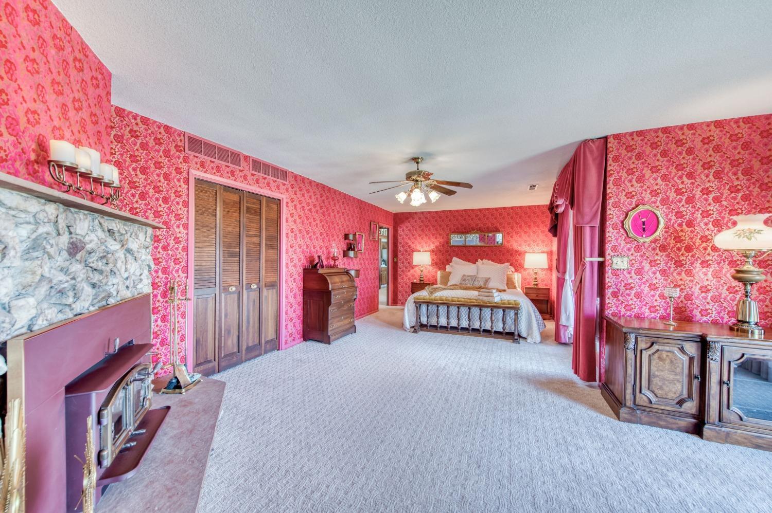 Kerman, California, 93630, United States, 5 Bedrooms Bedrooms, ,3 BathroomsBathrooms,Residential,For Sale,1928392