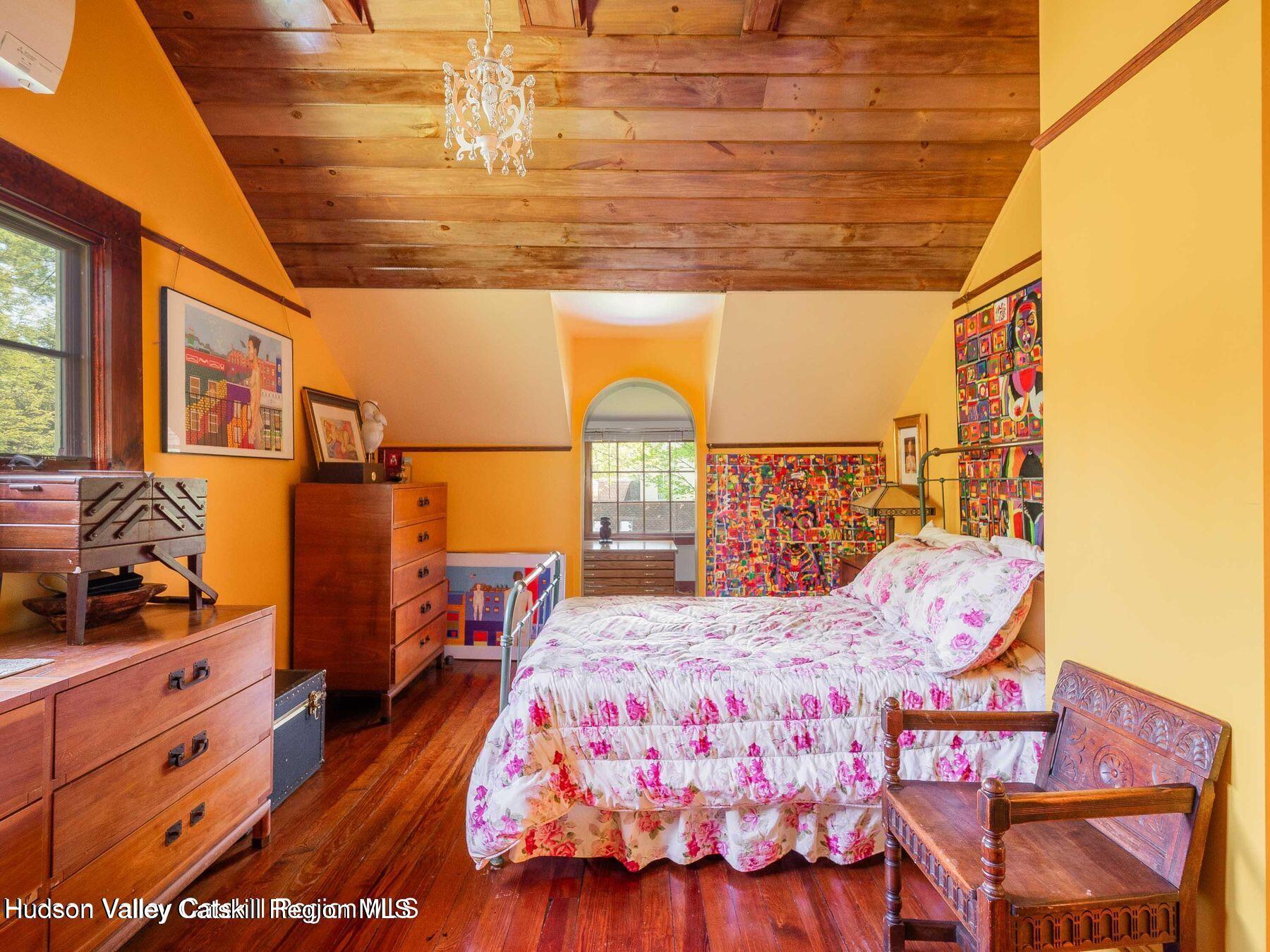 Woodstock, New York, 12498, United States, 3 Bedrooms Bedrooms, ,4 BathroomsBathrooms,Residential,For Sale,1857603
