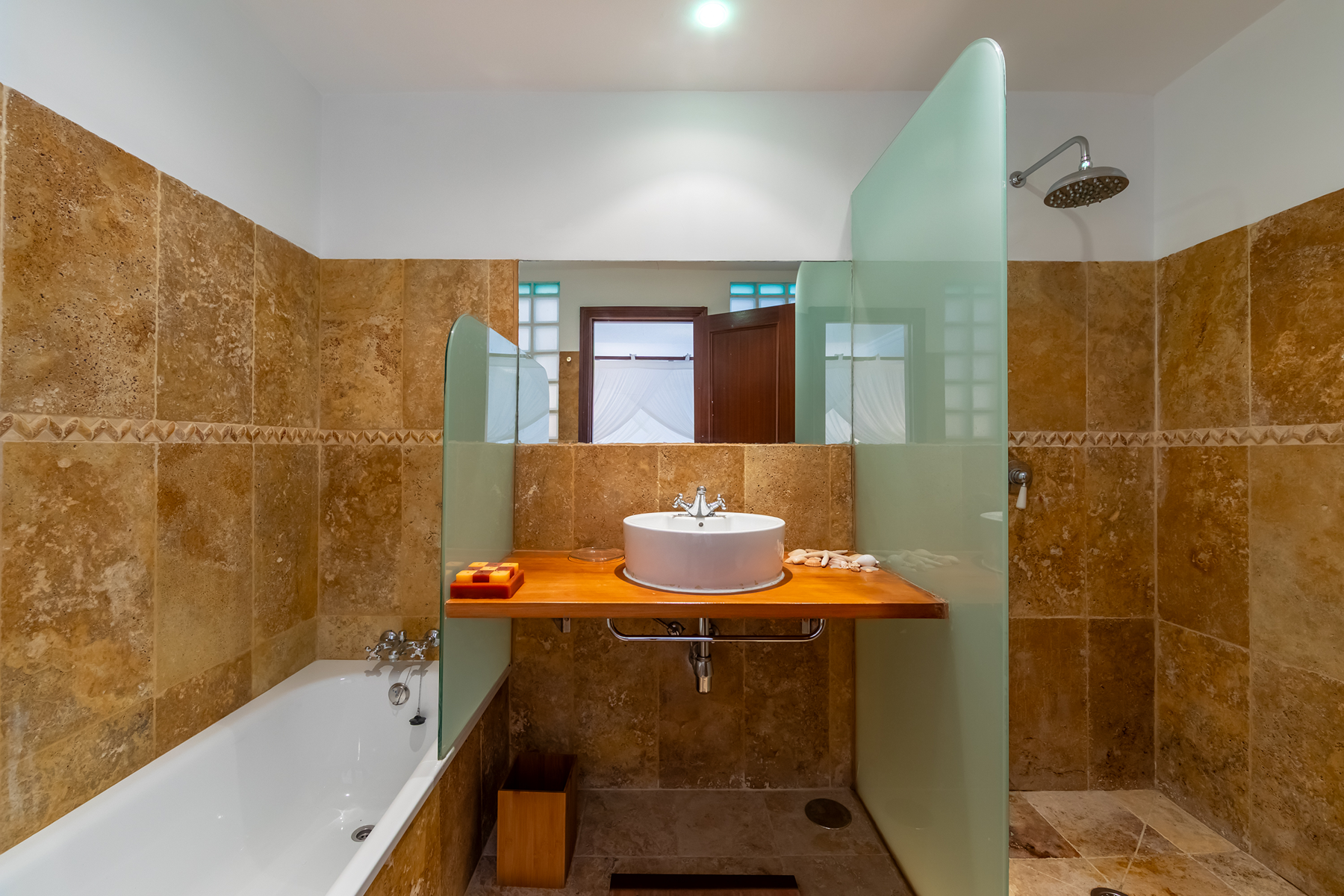  House with terraces and views in Tarifa