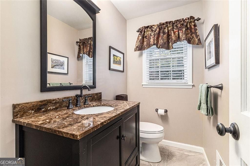 Roswell, Georgia, 30076, United States, 4 Bedrooms Bedrooms, ,3 BathroomsBathrooms,Residential,For Sale,1992516