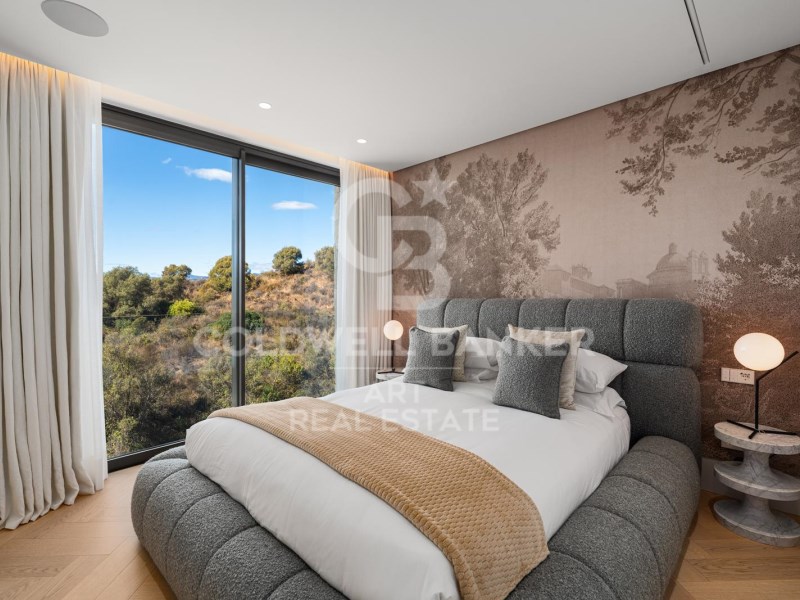 Marbella, Andalusia, ES, 5 Bedrooms Bedrooms, ,6 BathroomsBathrooms,Residential,For Sale,1984936