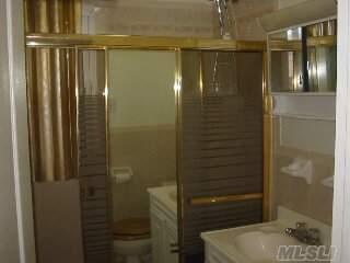 Queens Village, New York, 11429, United States, 2 Bedrooms Bedrooms, ,2 BathroomsBathrooms,Residential,For Sale,2012098