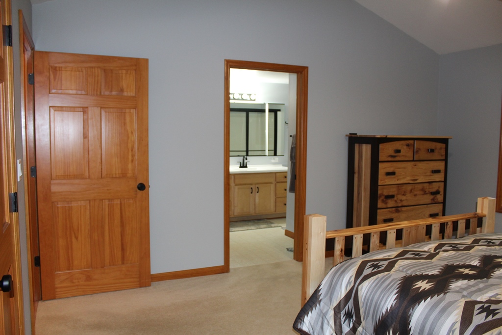 Minocqua, Wisconsin, 54548, United States, 3 Bedrooms Bedrooms, ,2 BathroomsBathrooms,Residential,For Sale,1984863