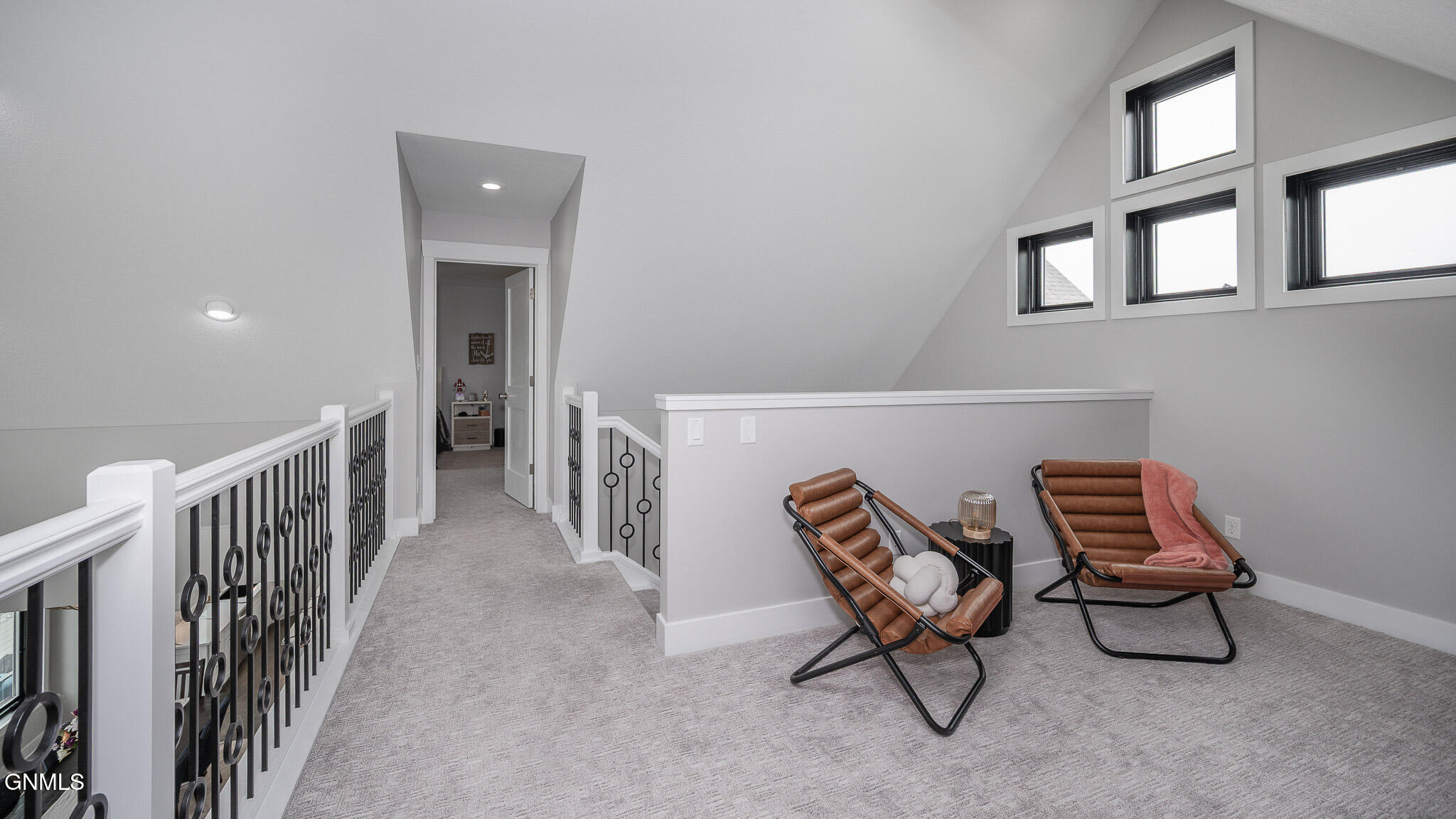 Bismarck, North Dakota, 58504, United States, 6 Bedrooms Bedrooms, ,4 BathroomsBathrooms,Residential,For Sale,1982102