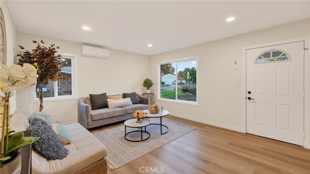 La Mirada, California, 90638, United States, 4 Bedrooms Bedrooms, ,2 BathroomsBathrooms,Residential,For Sale,2002506