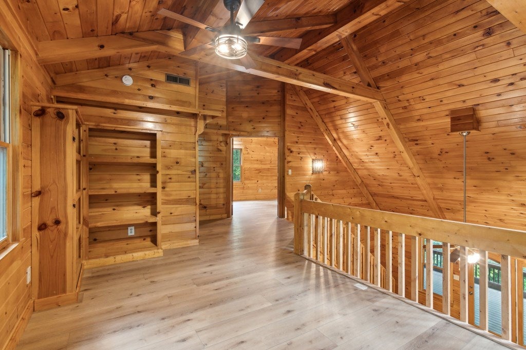 Morganton, Georgia, 30560, United States, 3 Bedrooms Bedrooms, ,4 BathroomsBathrooms,Residential,For Sale,1858984