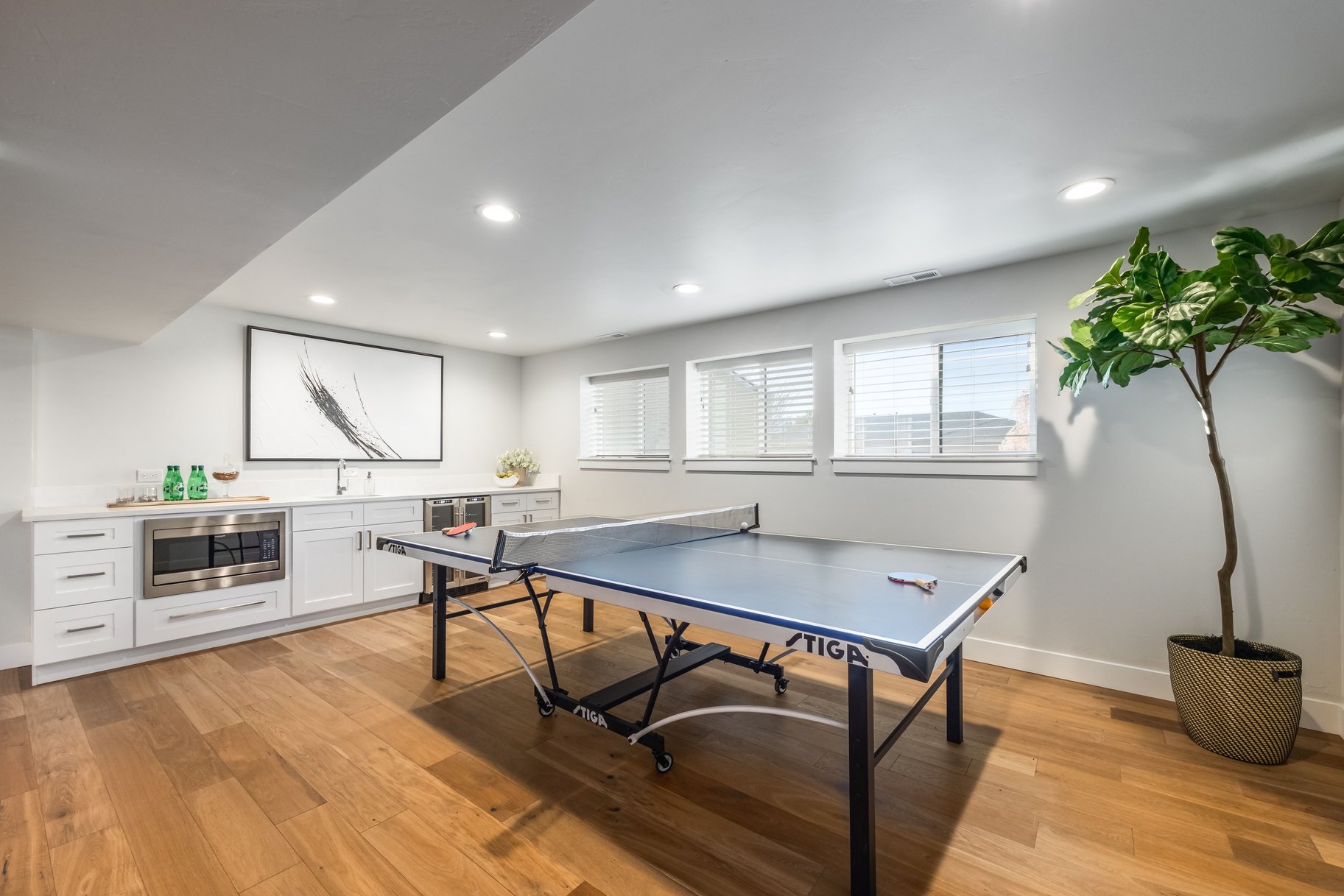 Stunning East Capitol Renovation - 物件實景