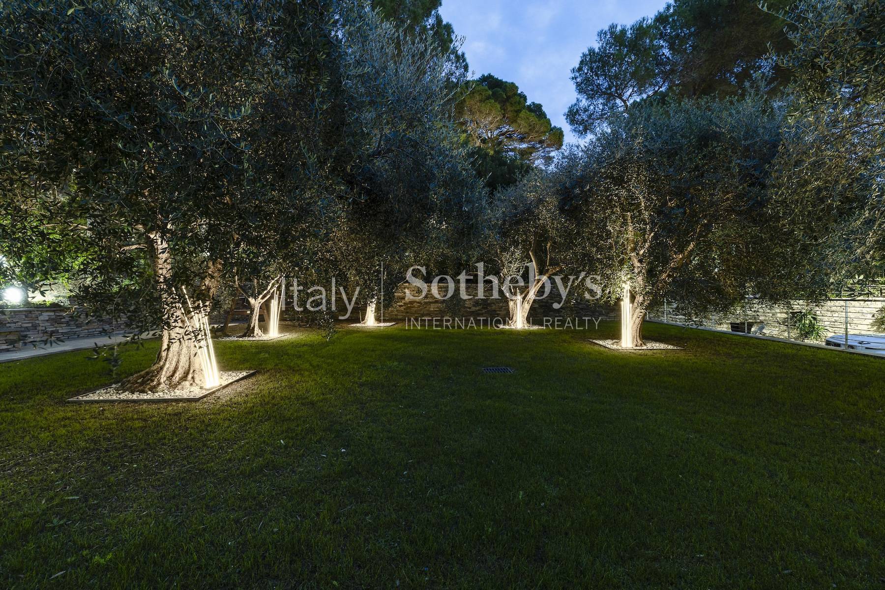  Exclusive villa surrounded by greenery just steps from the sea - 物件實景