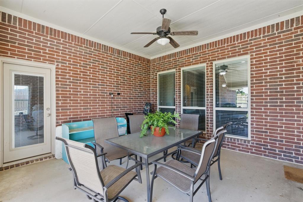 Weatherford, Texas, 76087, United States, 3 Bedrooms Bedrooms, ,3 BathroomsBathrooms,Residential,For Sale,1929986