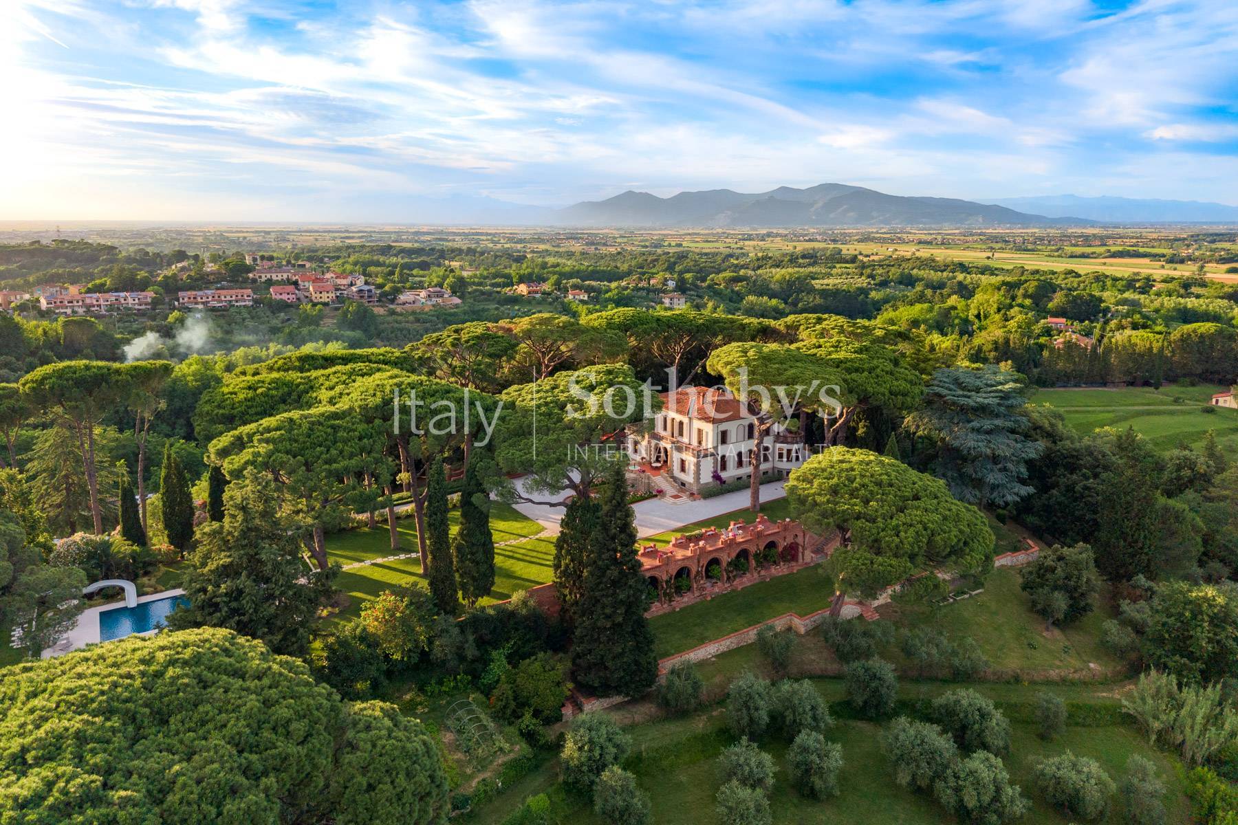  Historic liberty villa with private tennis court in Tuscany - 物件實景