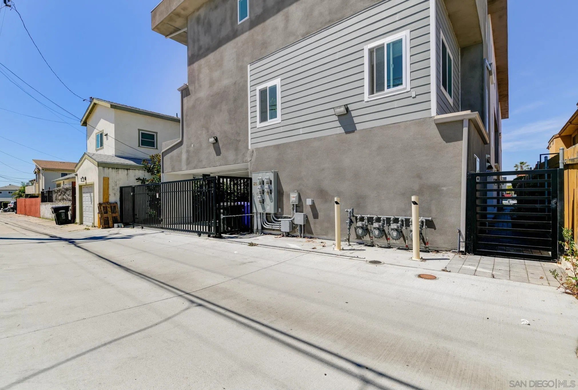 San Diego, California, 92104, United States, 3 Bedrooms Bedrooms, ,3 BathroomsBathrooms,Residential,For Sale,1942176