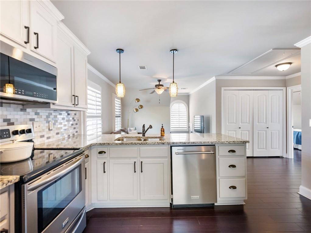 Braselton, Georgia, 30517, United States, 6 Bedrooms Bedrooms, ,7 BathroomsBathrooms,Residential,For Sale,1795599