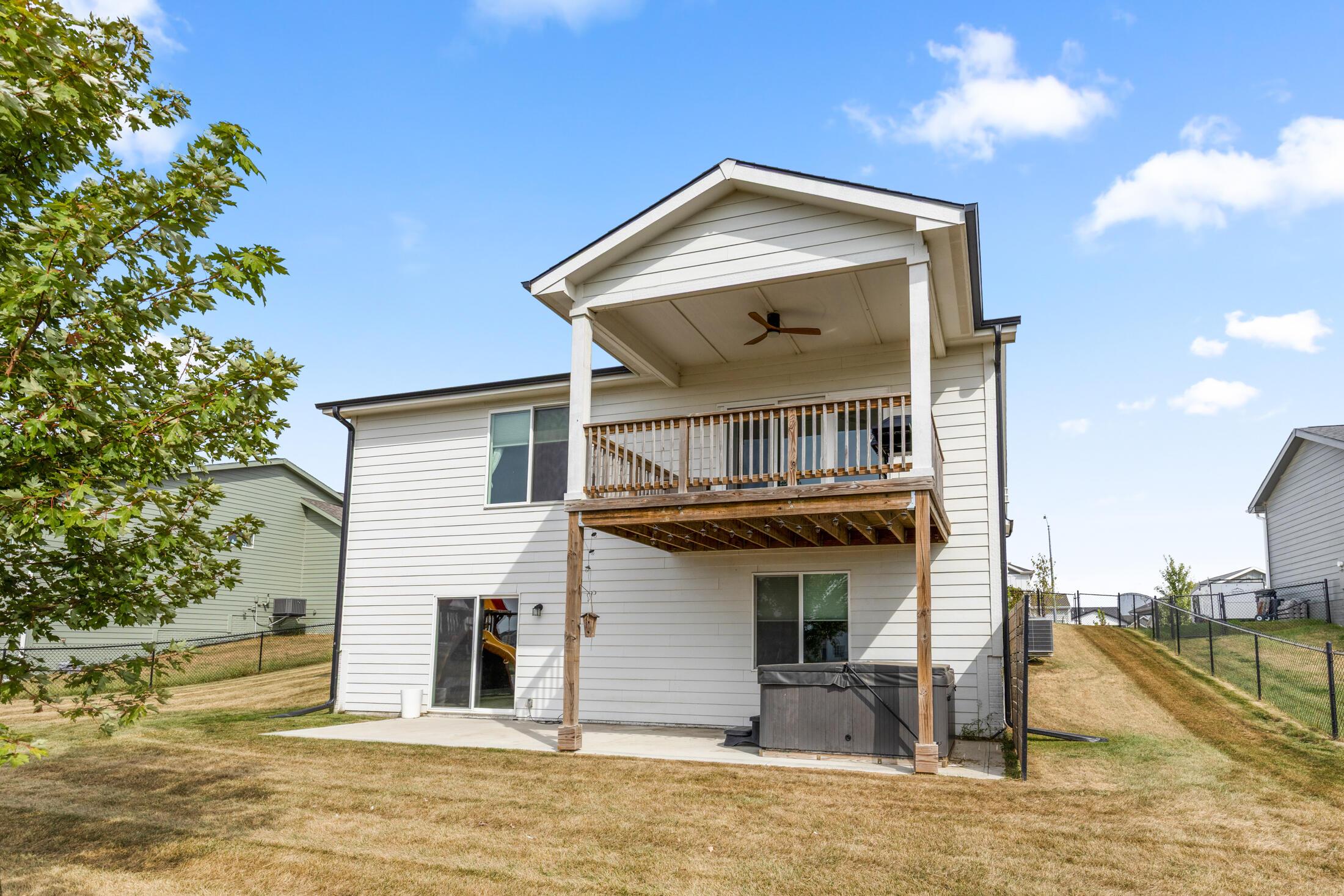 Waukee, Iowa, 50263, United States, 4 Bedrooms Bedrooms, ,3 BathroomsBathrooms,Residential,For Sale,1979472