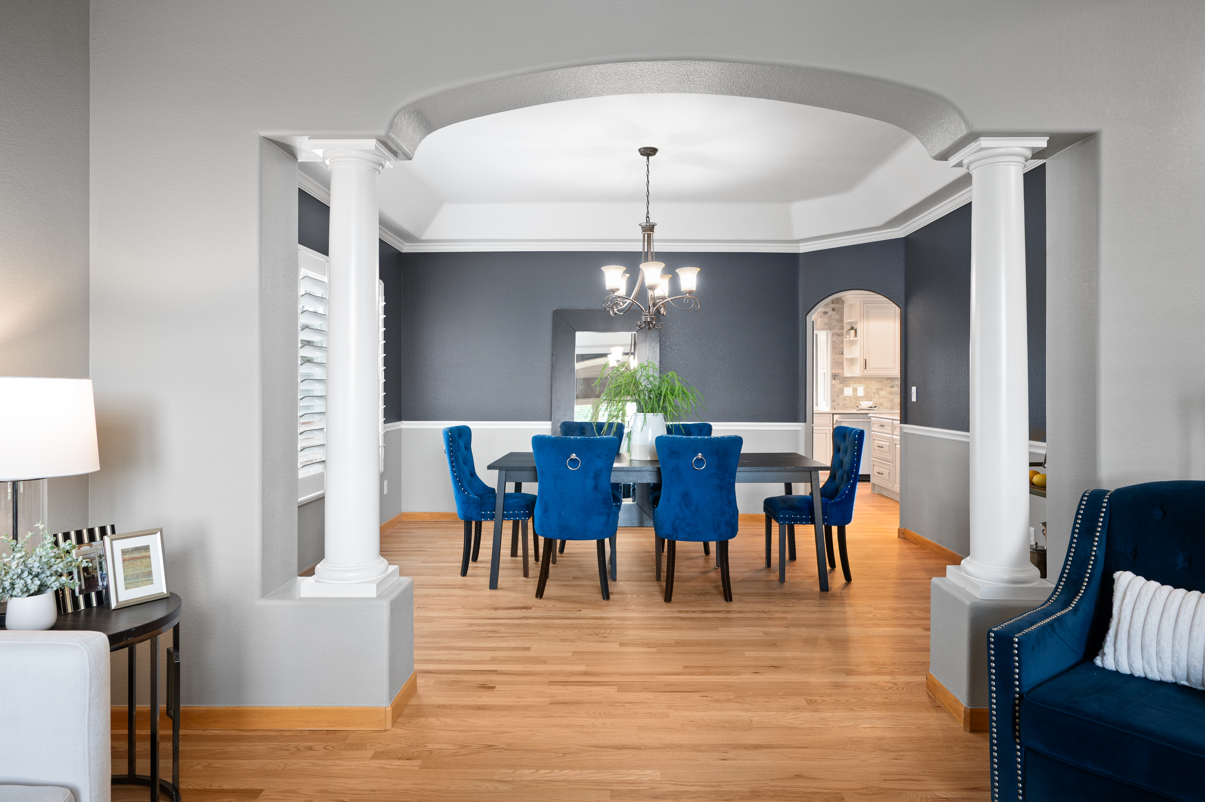  Stunning 5 bed, 5 bath home loaded with upgrades and improvements - 物件實景
