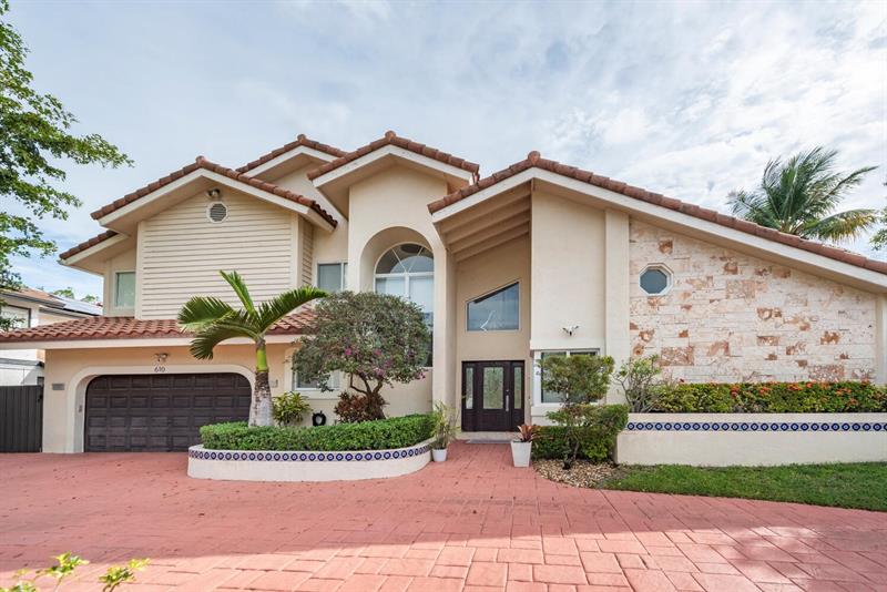 Plantation, Florida, 33324, United States, 4 Bedrooms Bedrooms, ,3 BathroomsBathrooms,Residential,For Sale,1987783