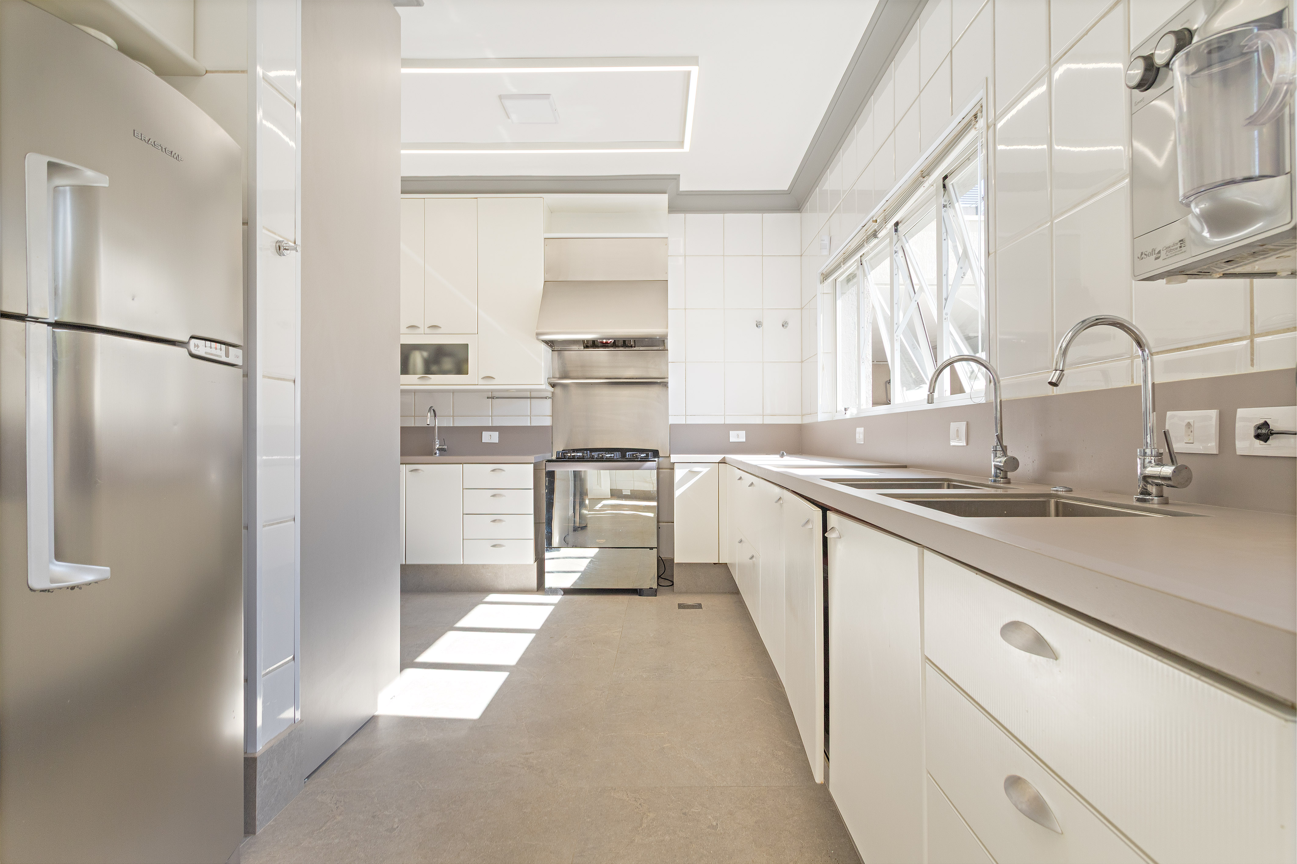  Fully renovated residence with five suites on a gated street in Pacaembu - 物件實景